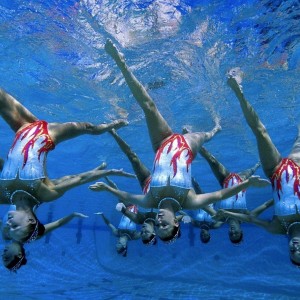 爱游戏|阿尔特塔盛赞厄德高领袖风范，枪手里程碑之战静待周末